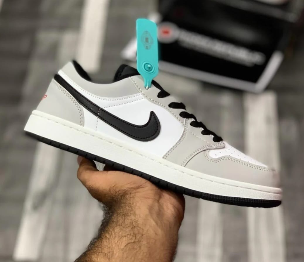 Air Jordan 1 Low